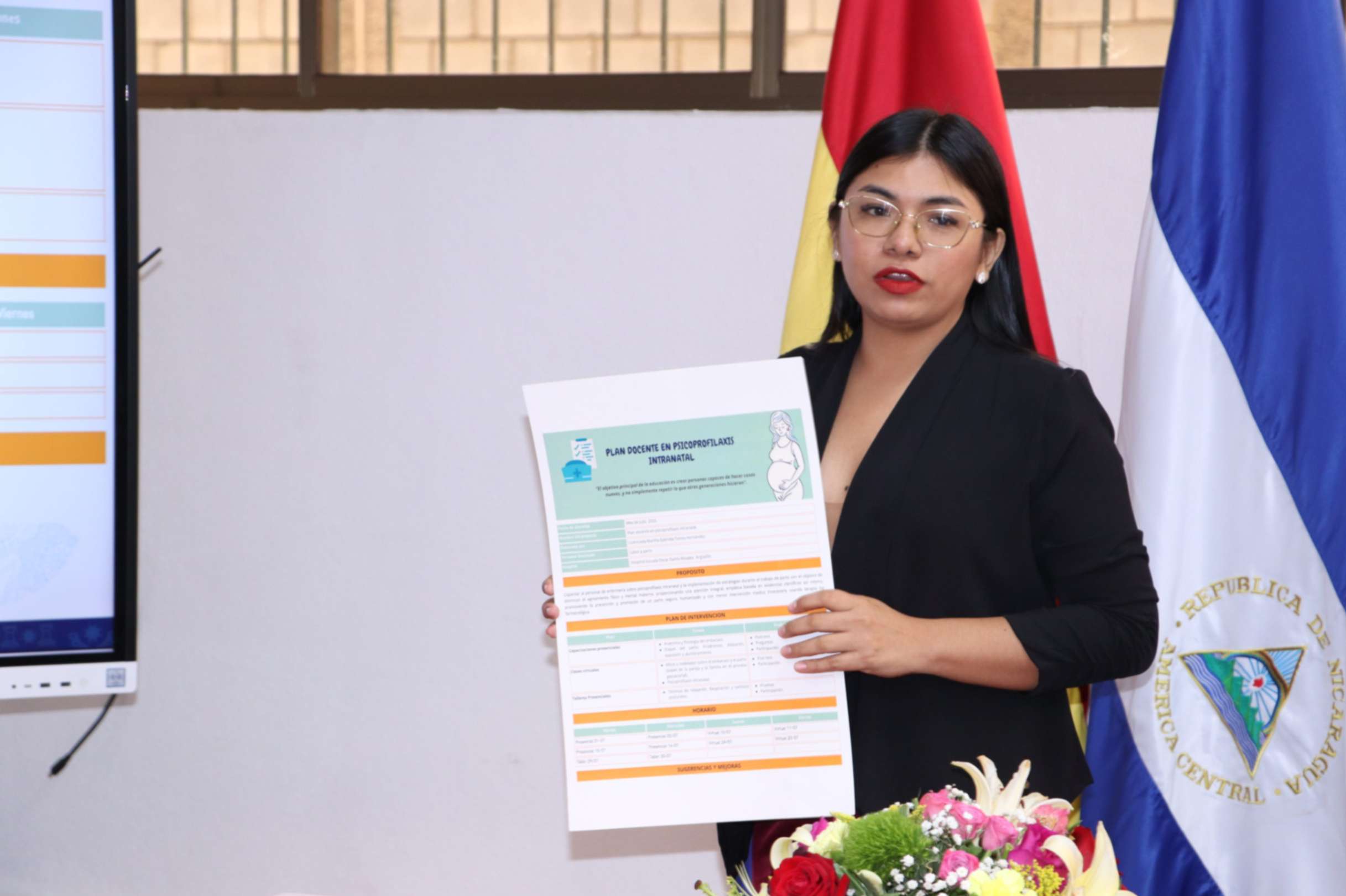 Graduación de especialistas en Enfermería Perinatal en Nicaragua, capacitados para mejorar la atención materno-infantil.