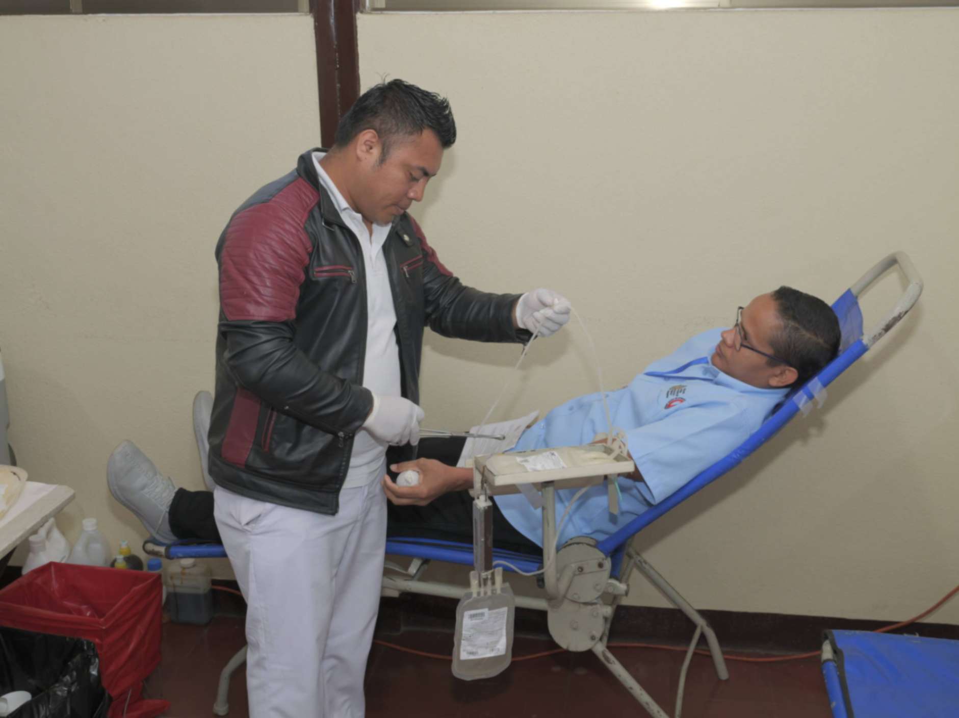 Estudiantes y docentes del CIES donan sangre para fortalecer la salud pública
