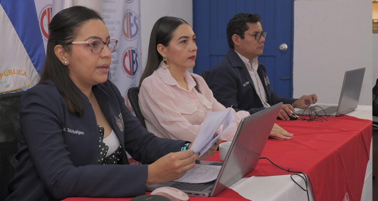 Académicas abordan la prevención e investigación del cáncer de mama