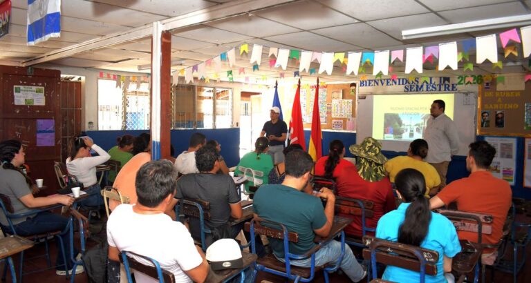 Prevención del dengue desde el hogar y la comunidad